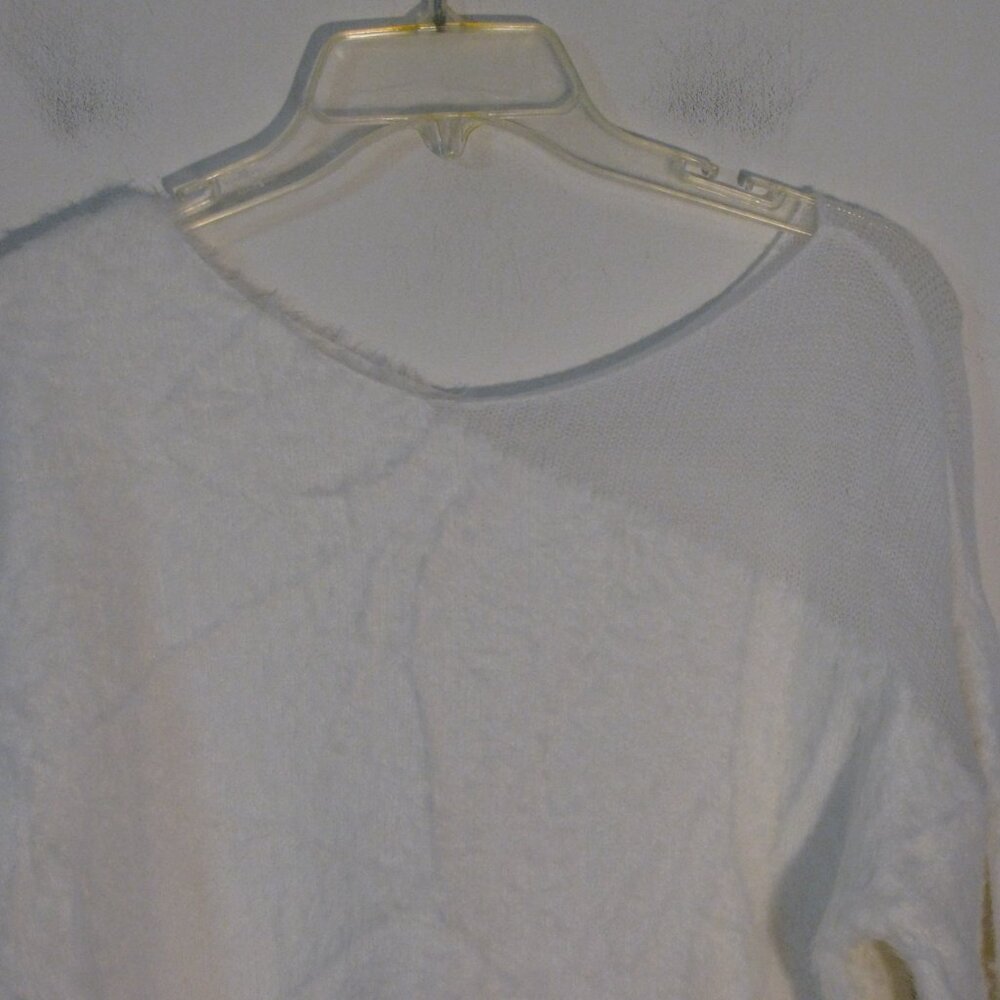 * Shein Eyelash Sweater Large White Silky Soft - Picture 2 of 5